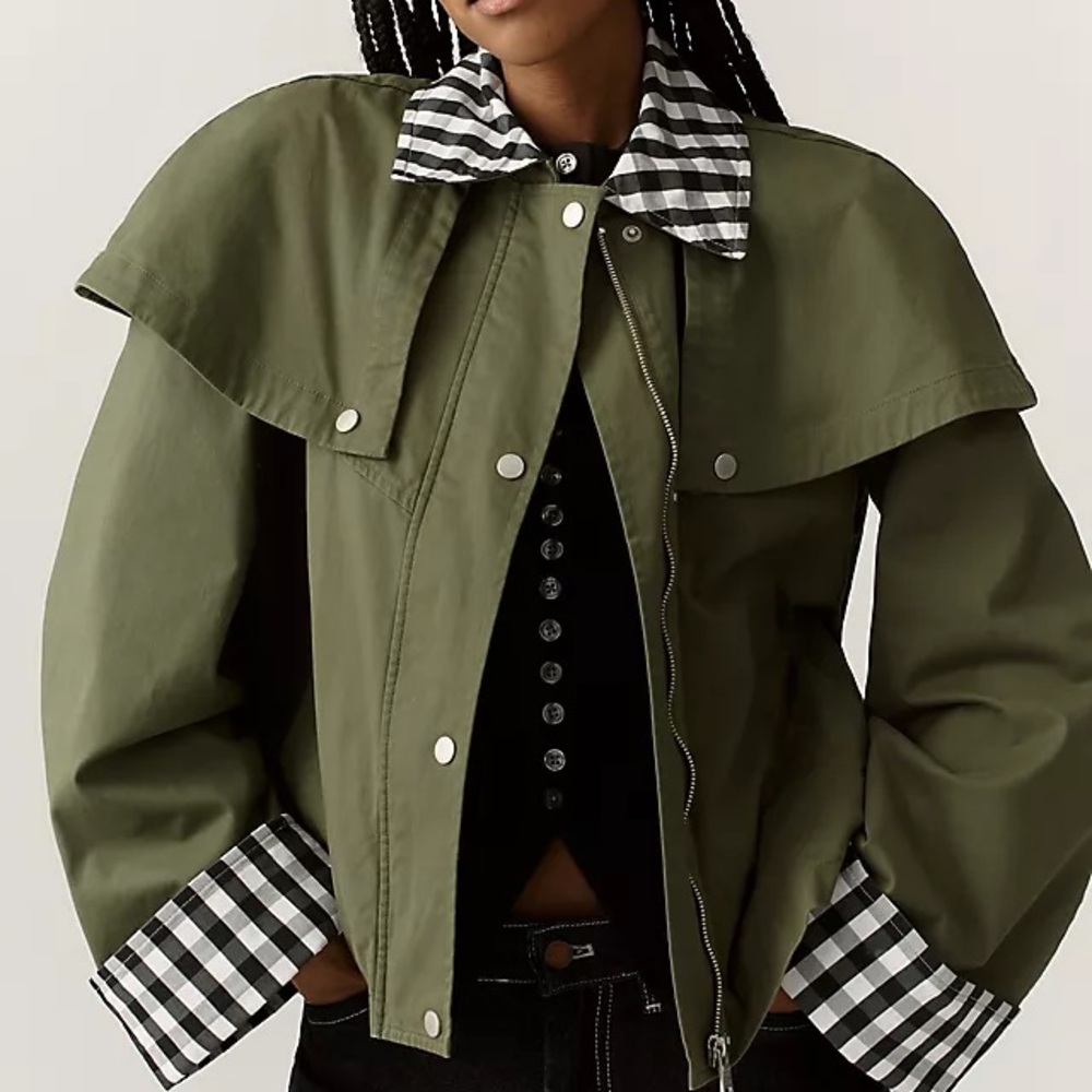 Avec Les Filles Gingham
Trim Cape Cropped Trench Size Large